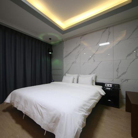 Bestie Hotel ปูซาน ภายนอก รูปภาพ